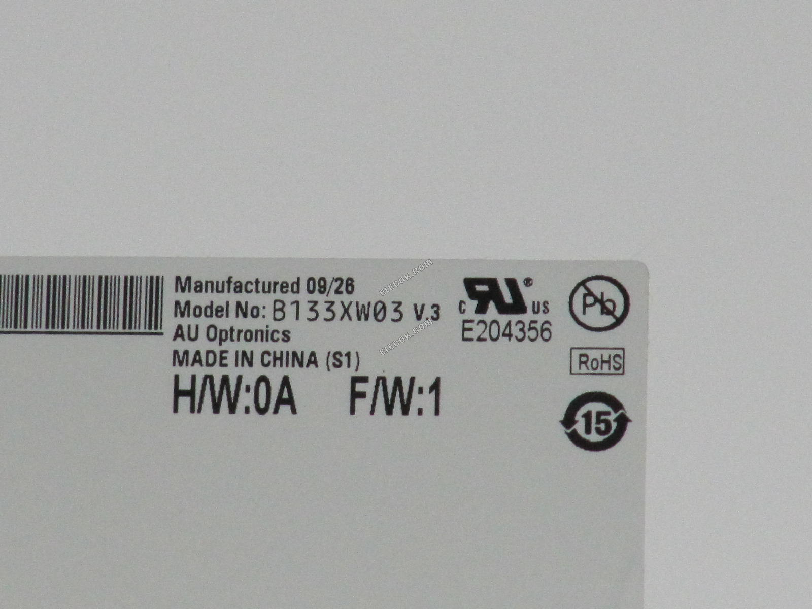B133XW03 V3 AUO 13,3" a-Si TFT-LCD Panel nélkül convex point in the middle / csatolófelület 