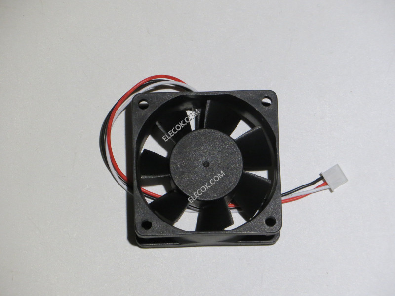 ADDA AD0612HB-A73GL 12V 0,23A 3wires Cooling Fan 