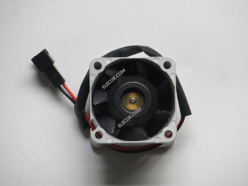 Sanyo 9GE0412P3J04 12V 0,65A 2wires Cooling Fan 