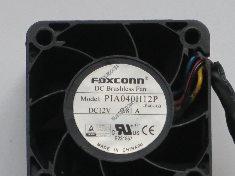 FOXCONN PIA040H12P-P40-AB 12V 0,81A 4wires Cooling Fan 