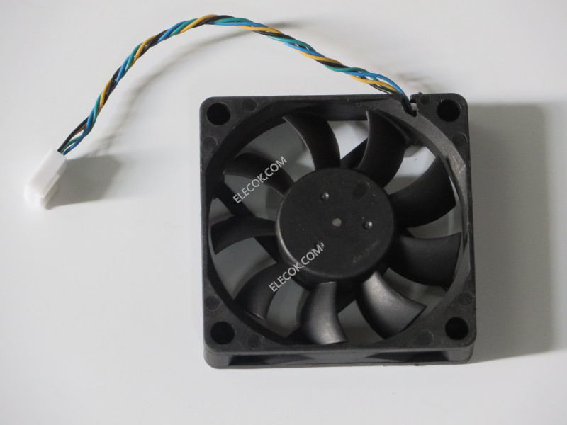 AVC DS07015R12U 12V 0.7A 4wires Cooling Fan