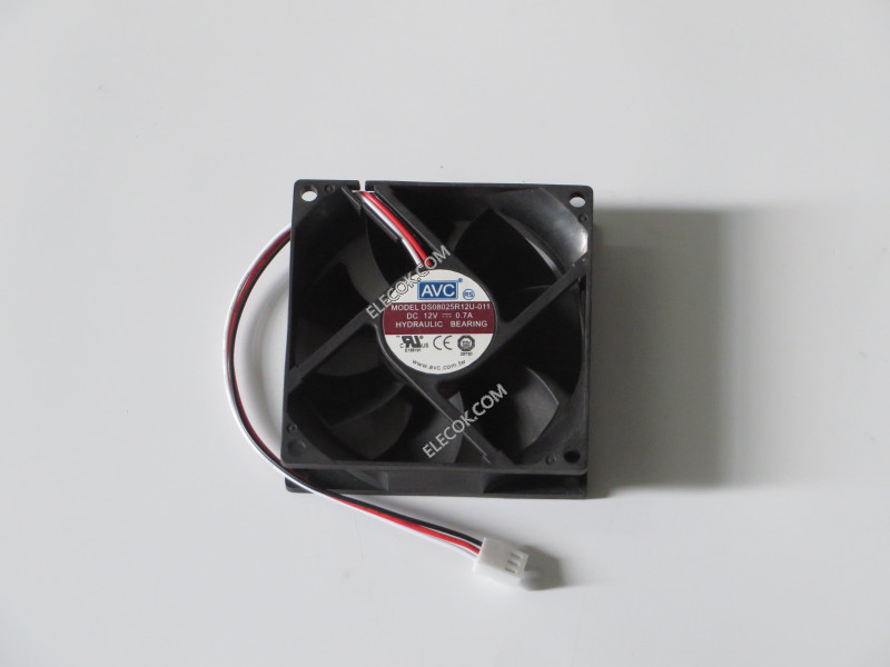 AVC DS08025R12U-011 12V 0.7A 3wires Cooling Fan