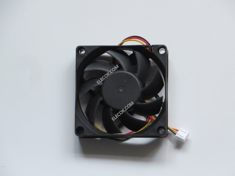 AVC DS07015R12M 12V 0,4A 3wires Hydraulic Csapágy Cooling Fan Replacement 