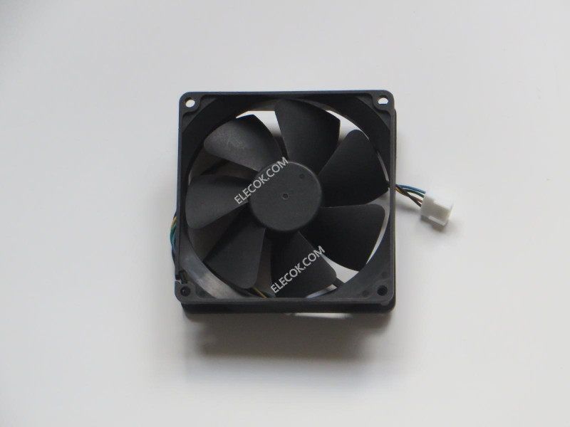 Y.S.TECH FD129225LB 12V 0,15A 4wires cooling fan 