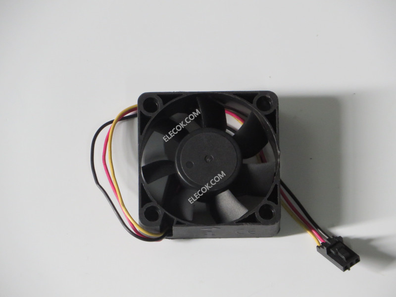 Y.S.TECH YW05015012BH 12V 0,17A 3wires cooling fan 