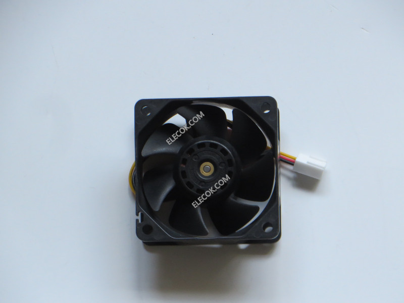 Sanyo 9S0612S401 12V 0,2A 3wires Cooling Fan 