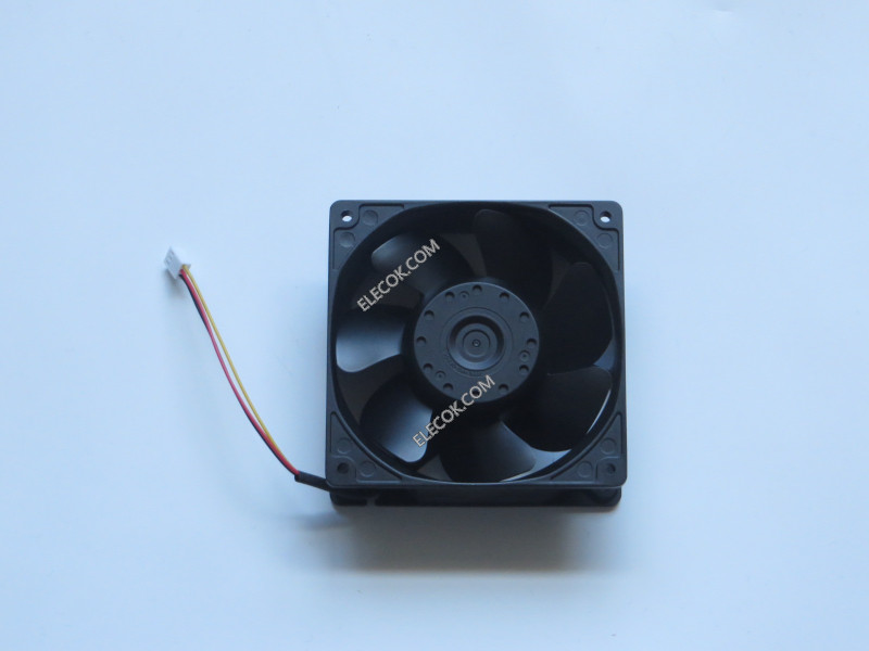 Sanyo 9WG1212E101 12V   0.61A  3wires Cooling Fan    