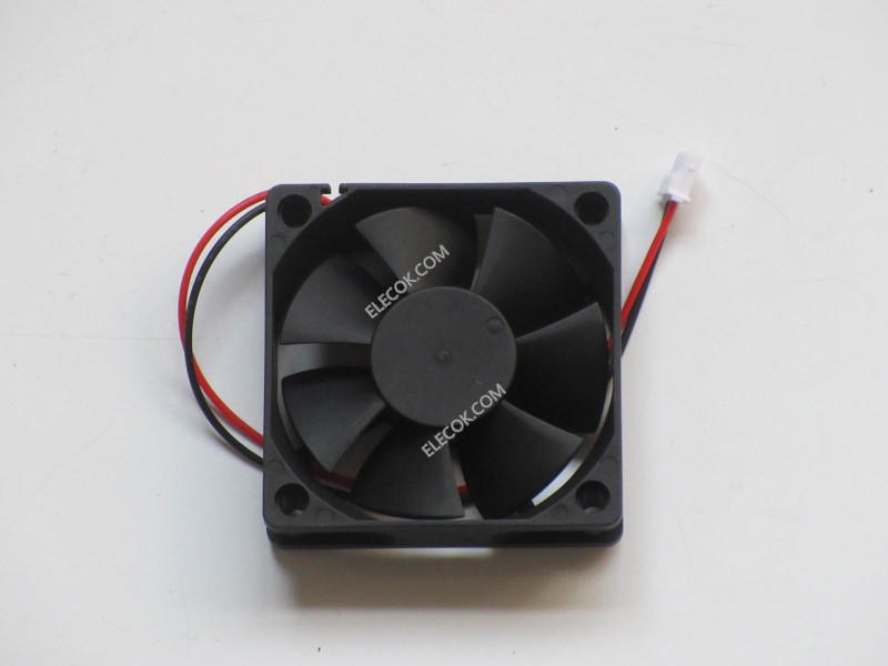 XFAN RDL6015S1 12V 0,11A 2 vezetékek Cooling Fan 