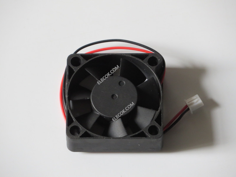 YOUNG LIN DFS501512H 12V 0.22A 2 wires Cooling Fan