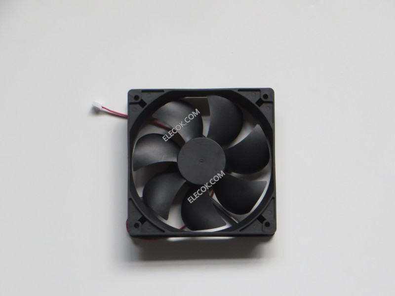 YOUNG LIN DFS122512M 12V 2,8W 2wires Cooling Fan Substitute 