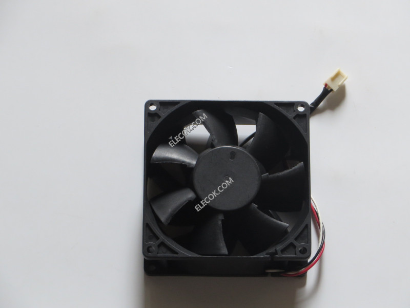 SUNON PMD1209PMB3-A 12V 5,6W 3wires cooling fan 