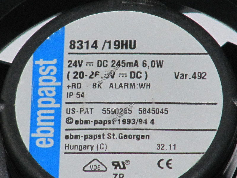 EBM-PAPST 8314/19HU ZP492 24V 0,245A 6.0W 3wires Cooling Fan 80*80*32mm 